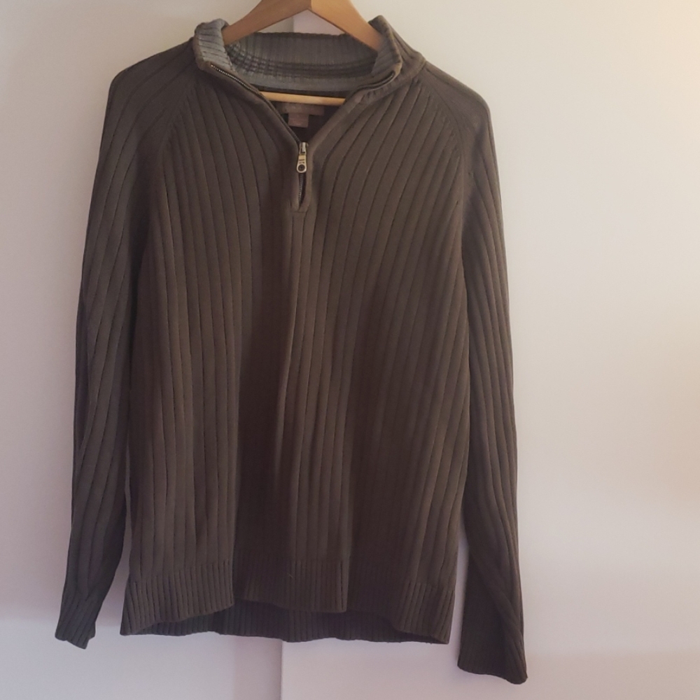 G.h. bass quarter zip sweater  size L
